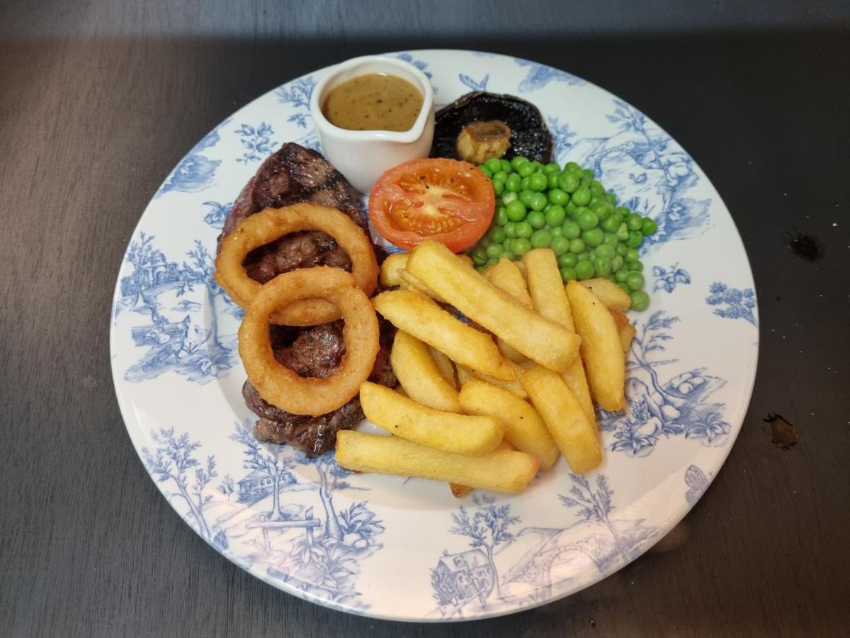 The Pelican Inn Stapleford  Kültér fotó